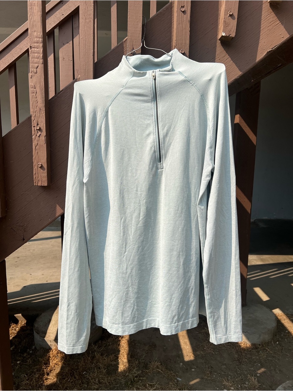 lululemon   Men's Pale Blue Half-Zip Pullover